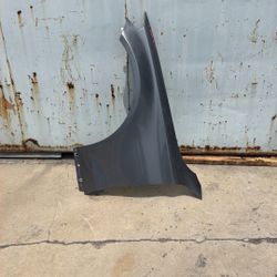 2015 2016 2017 2018 2019 2020 2021 Mercedes Benz C-CLASS C300 C350 C400 C450 FENDER Left SIDE