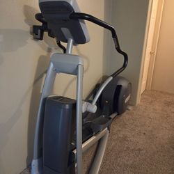 Precor EFX546i Elliptical
