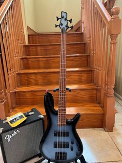 Ibanez SR250 Active Bass (Mint) w/ Fender Rumble 15 Bass Amp