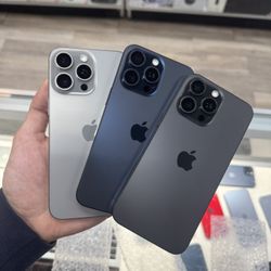 iPhone 15 Pro Max Unlocked 