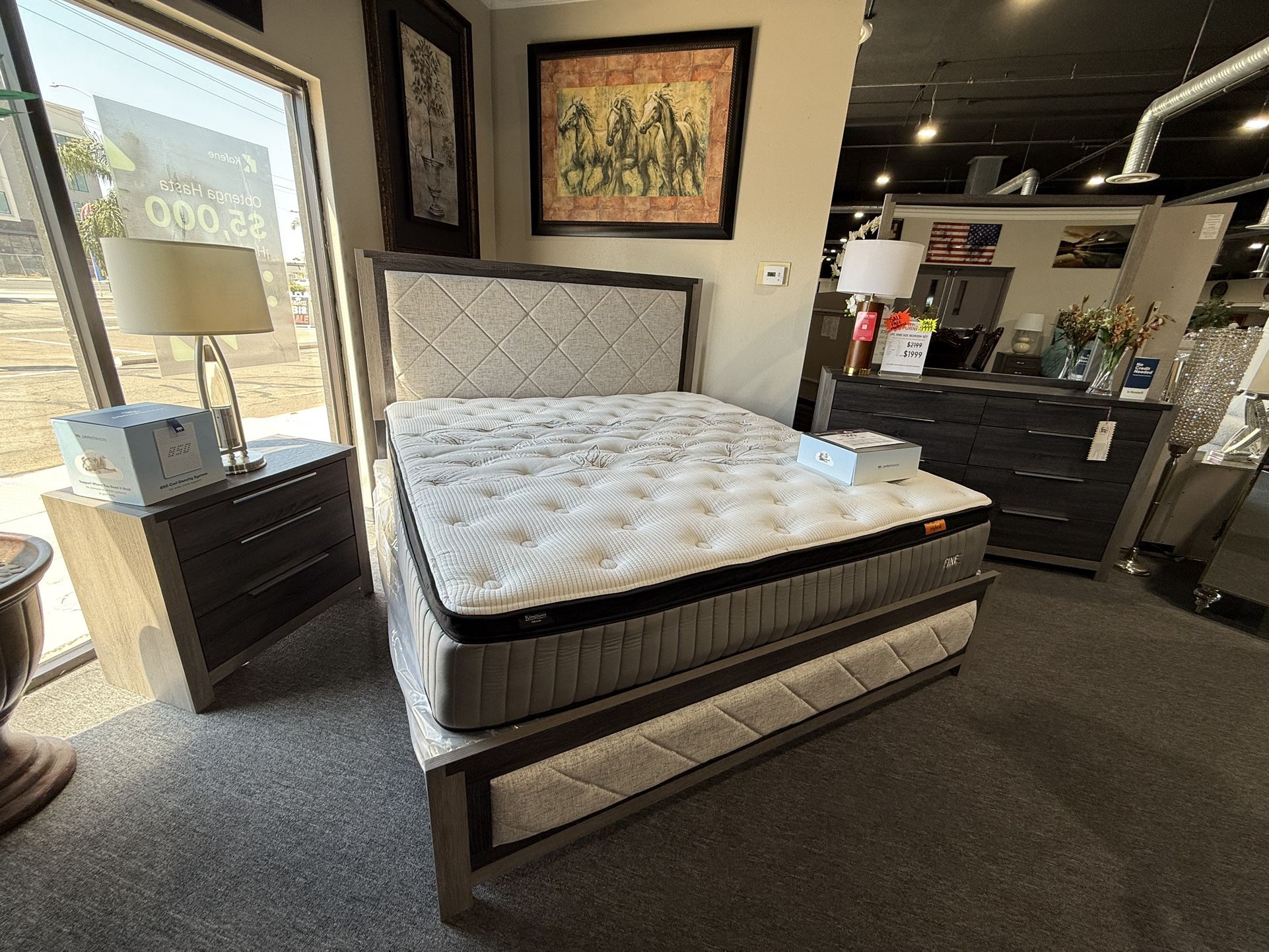 4 Pc King Bedroom Set Free Mattress
