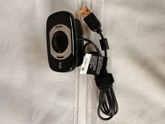 Logitech C615 HD 1080p Webcam – USB Plug & Play