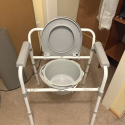 Commode
