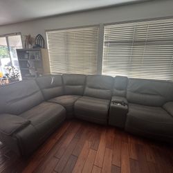 Sectional Couch With Two Recliners