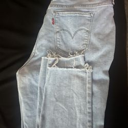Levi’s 711 