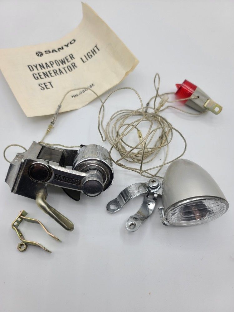 New Sanyo Dynapower 6-V 3-W Light With Generator for Sale in