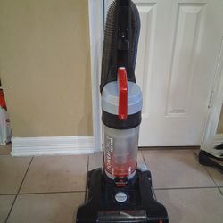Bissell Upright Vaccum Cleaner