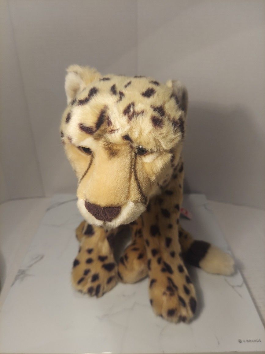 FAO SCHWARZ Realistic CHEETAH LEOPARD Cat Big Plush Stuffed Animal Soft Toy for Sale in Camp Hill, PA - OfferUp FAO SCHWARZ Realistic CHEETAH LEOPARD Cat Big Plush Stuffed Animal Soft Toy for Sale in Camp Hill, PA - OfferUp