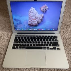 2015 MacBook Air iOS Monterey i7 500gb SSD