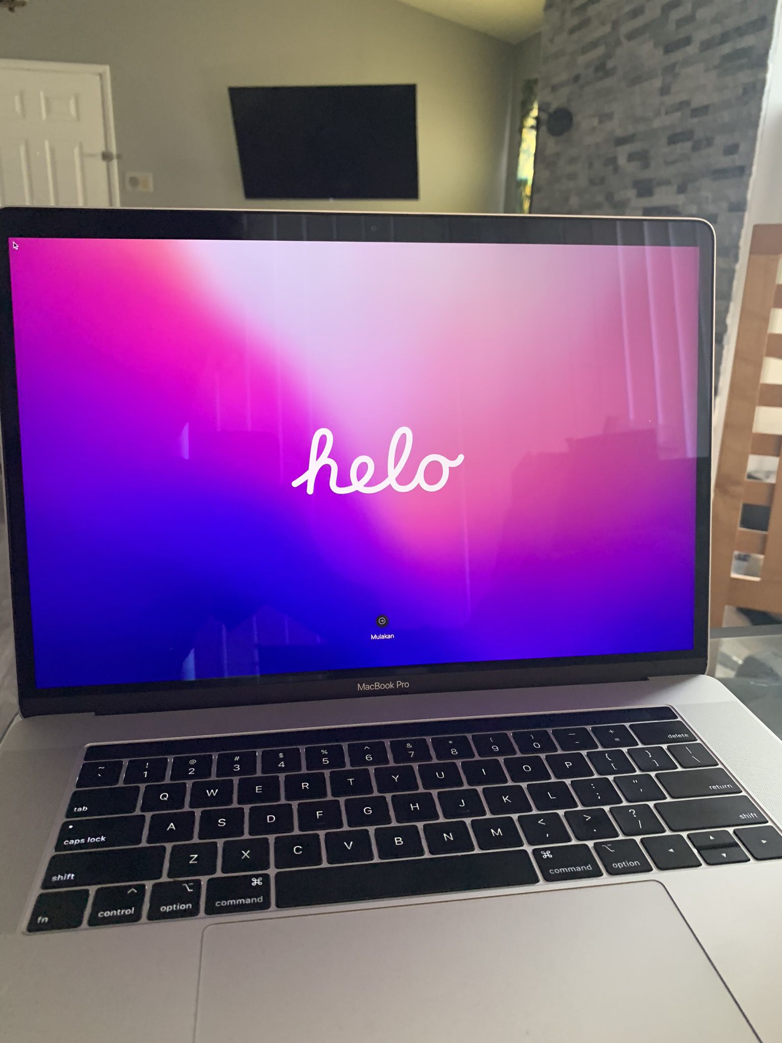 2019 Macbook Pro Touch Bar