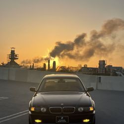 2001 BMW 7 Series