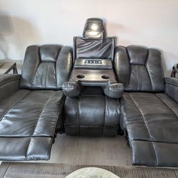 Leather Sofa Recliner.  92014