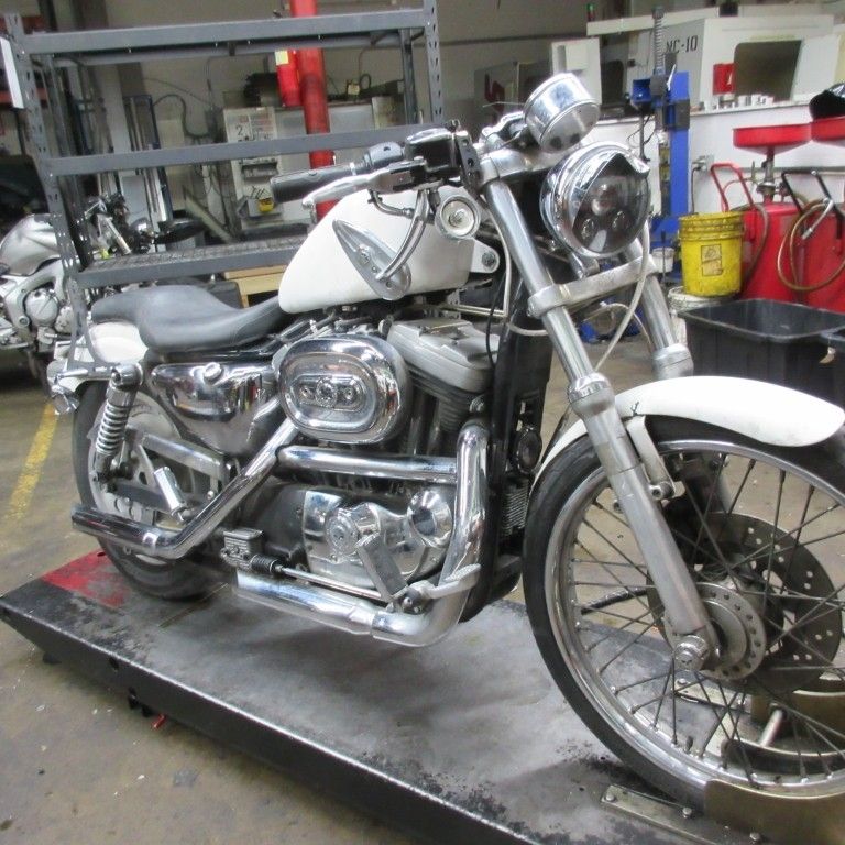 PARTED OUT - 1999 99-01 Harley Davidson XL883 Sportster 883