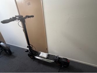 Fast electric scooter e-scooter isinwheel gt04 new new