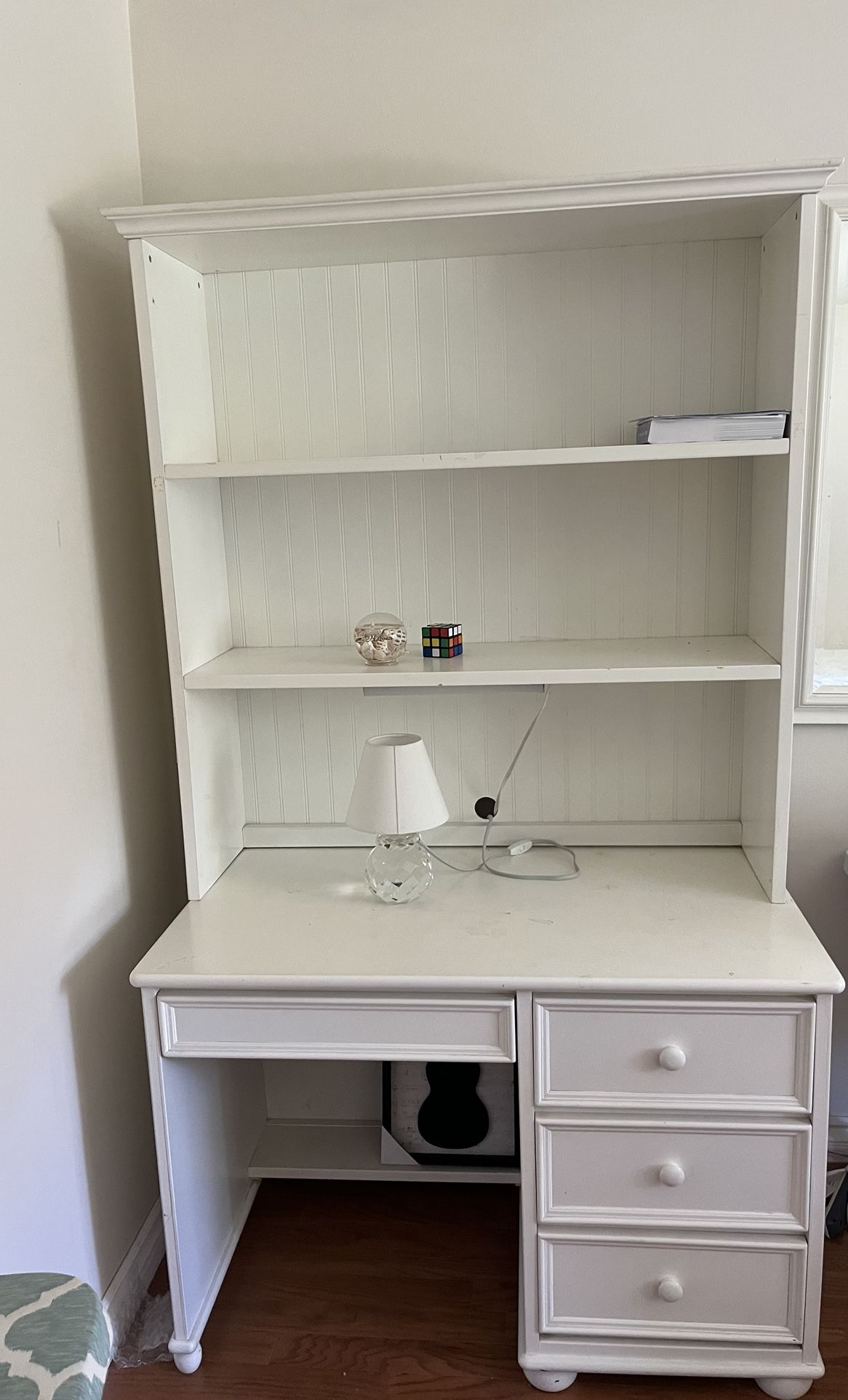 White Desk And Hutch, Great Condition