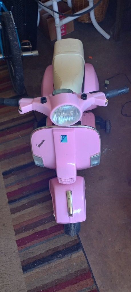 Pink Electric Power Motorcycle 