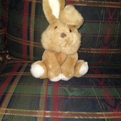 VINTAGE RUSS BERRIE & CO. 11" BUMPER BUNNY RABBIT PLUSH STUFFED ANIMAL-MUST HAVE