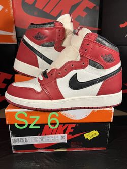 Jordan 1 High Chicago Sz 6Y Brand New Travis SB Nigel
