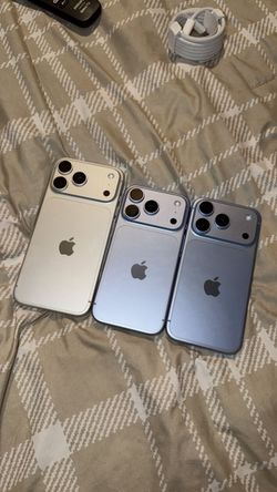 I BUY IPHONE (READ DESCRIPTION⬇️)