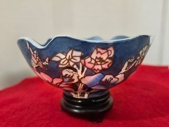 Vintage Floral Chinese Notched Rice Bowl Blue Pink Floral Design Decorative Rare,6" W x 2.5" H.