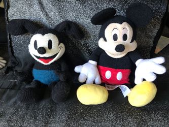 Disney Mickey Mouse & Oswald plushies Set of 2