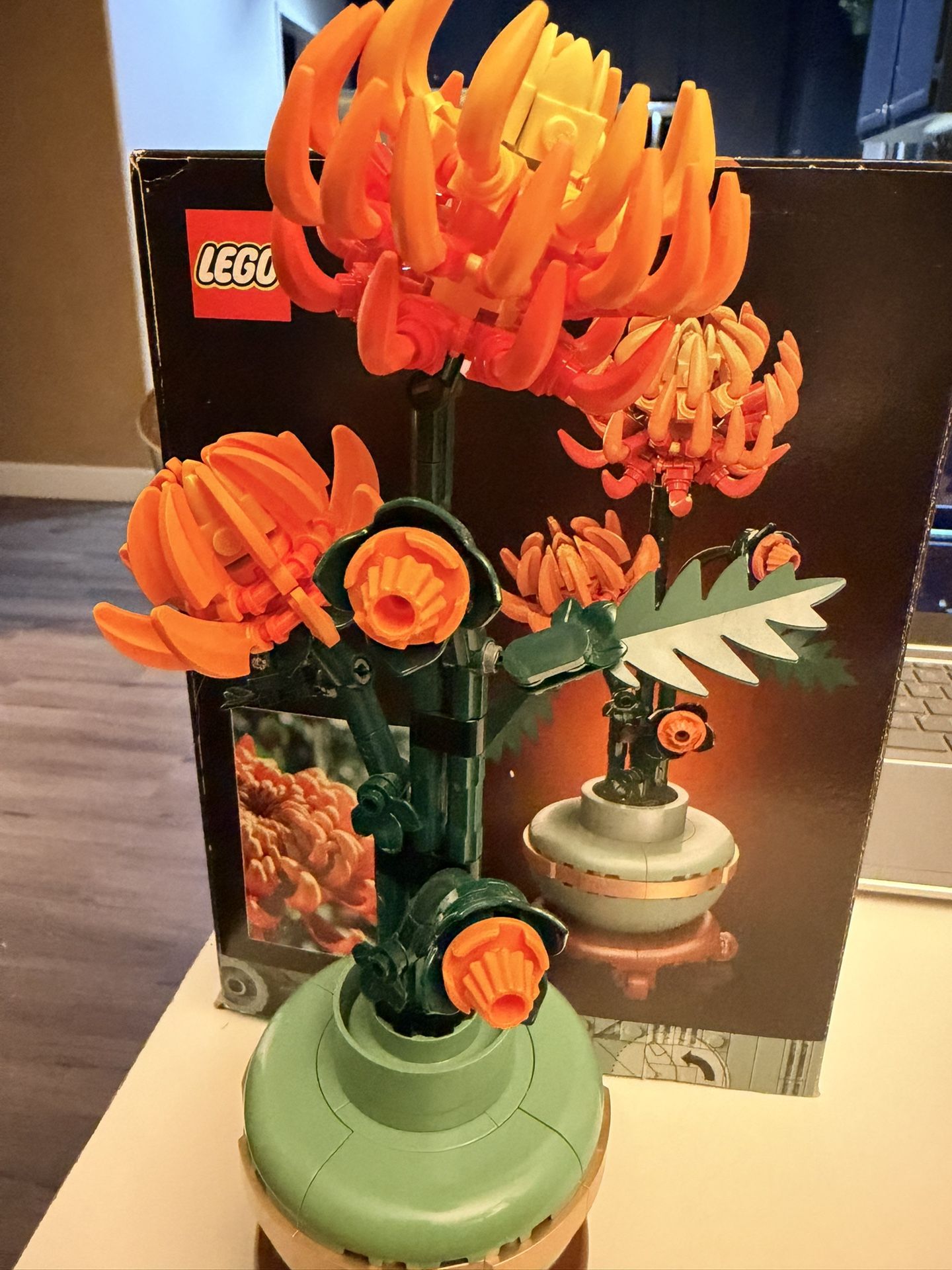 Lego Chrysanthemum