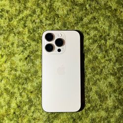 iPhone 16 Pro | 256GB | Desert Titanium | Factory Unlocked