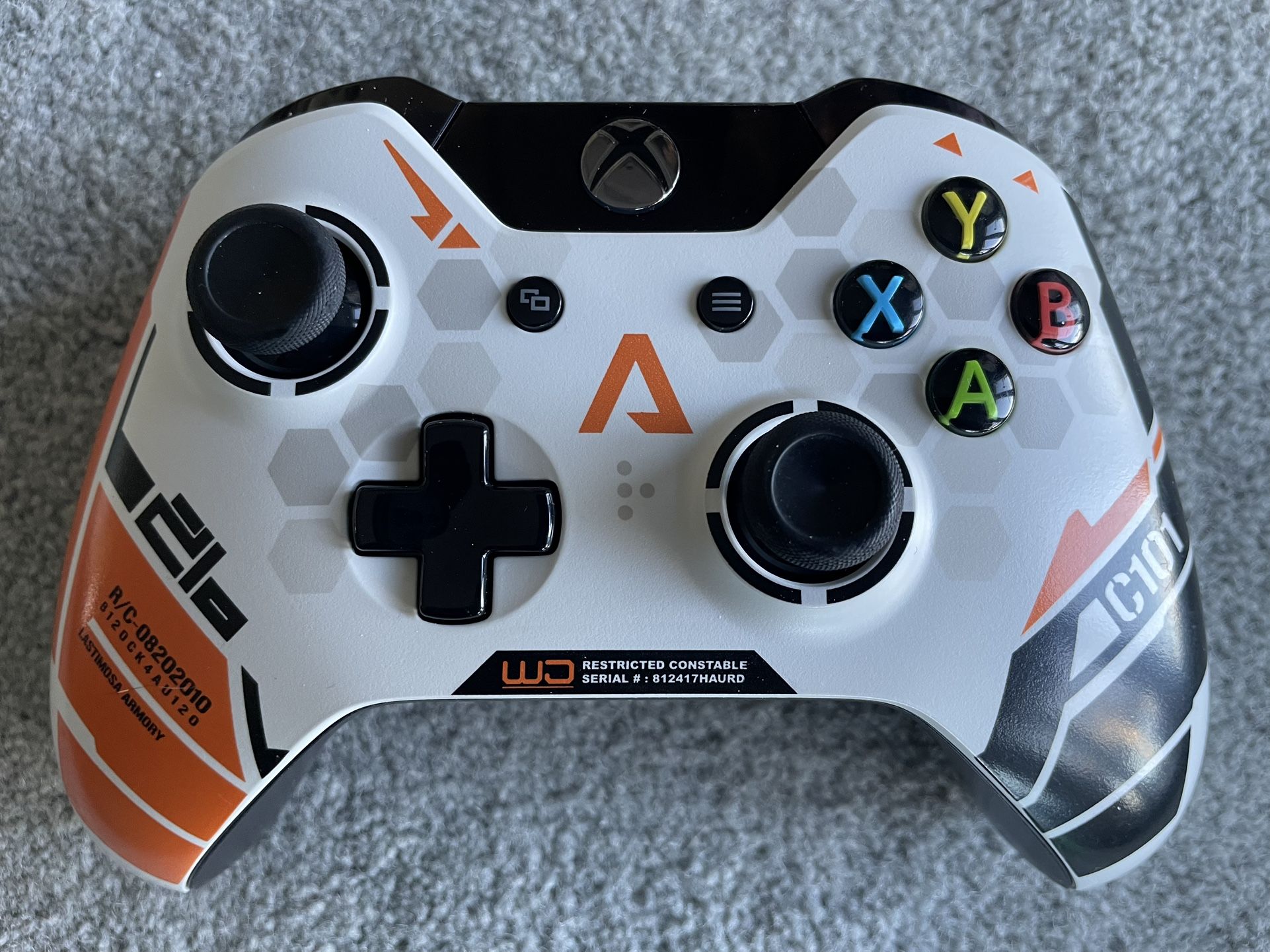 Titanfall edition Xbox One controller