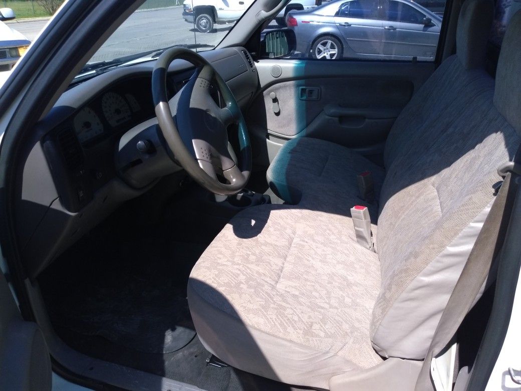 2001 Toyota Tacoma 121,000 miles