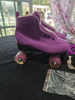 Roller Skates  8 1/2-9