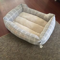 Free Medium Dog Bed