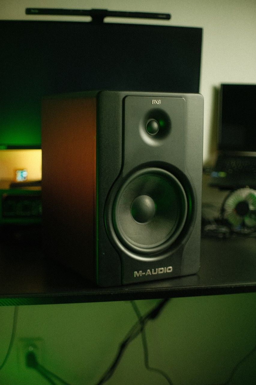 PAIR M-Audio BX8 D2 POWDERED Studio Monitor Speaker Black - Works Great