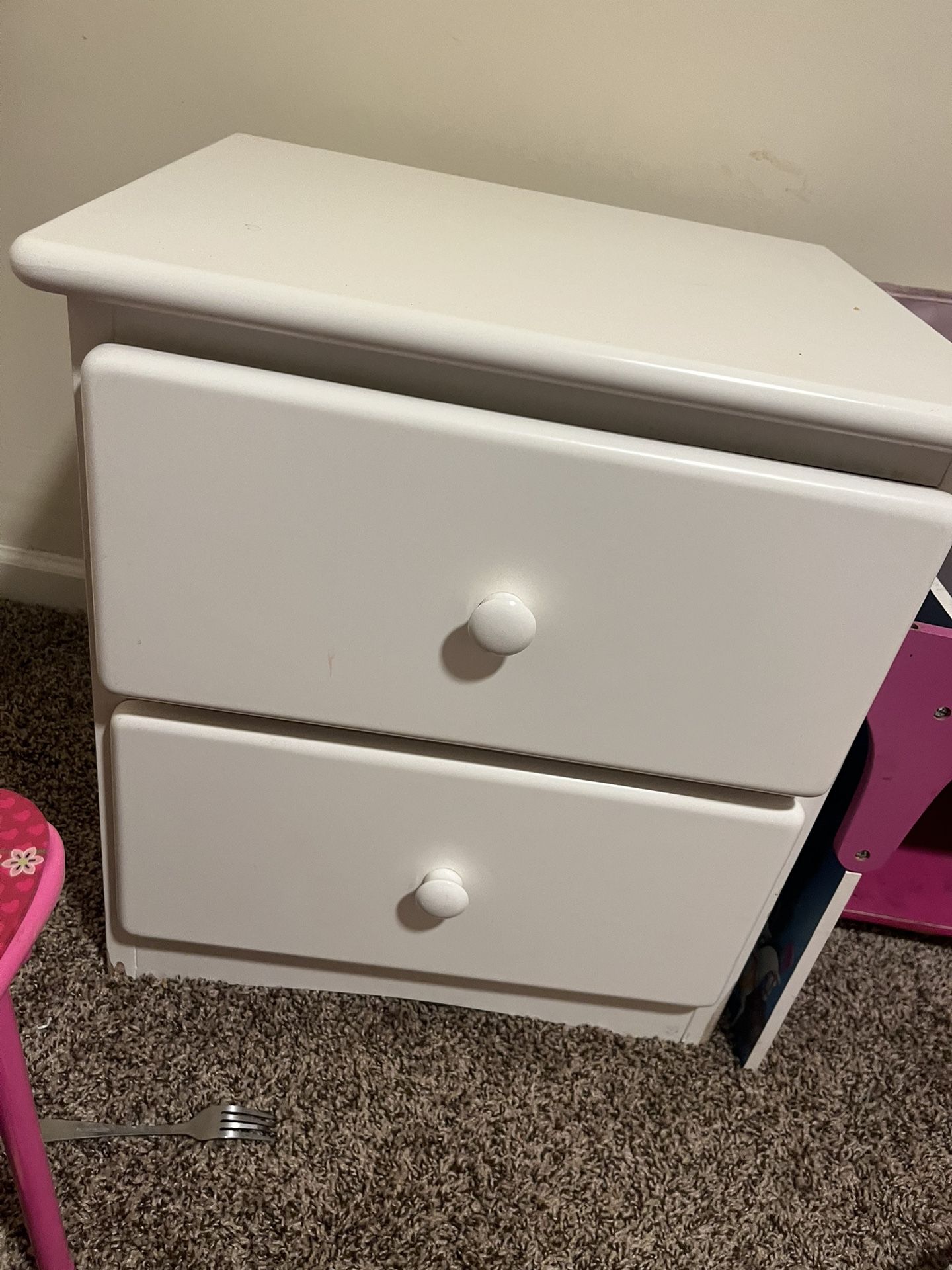 Small White Dresser