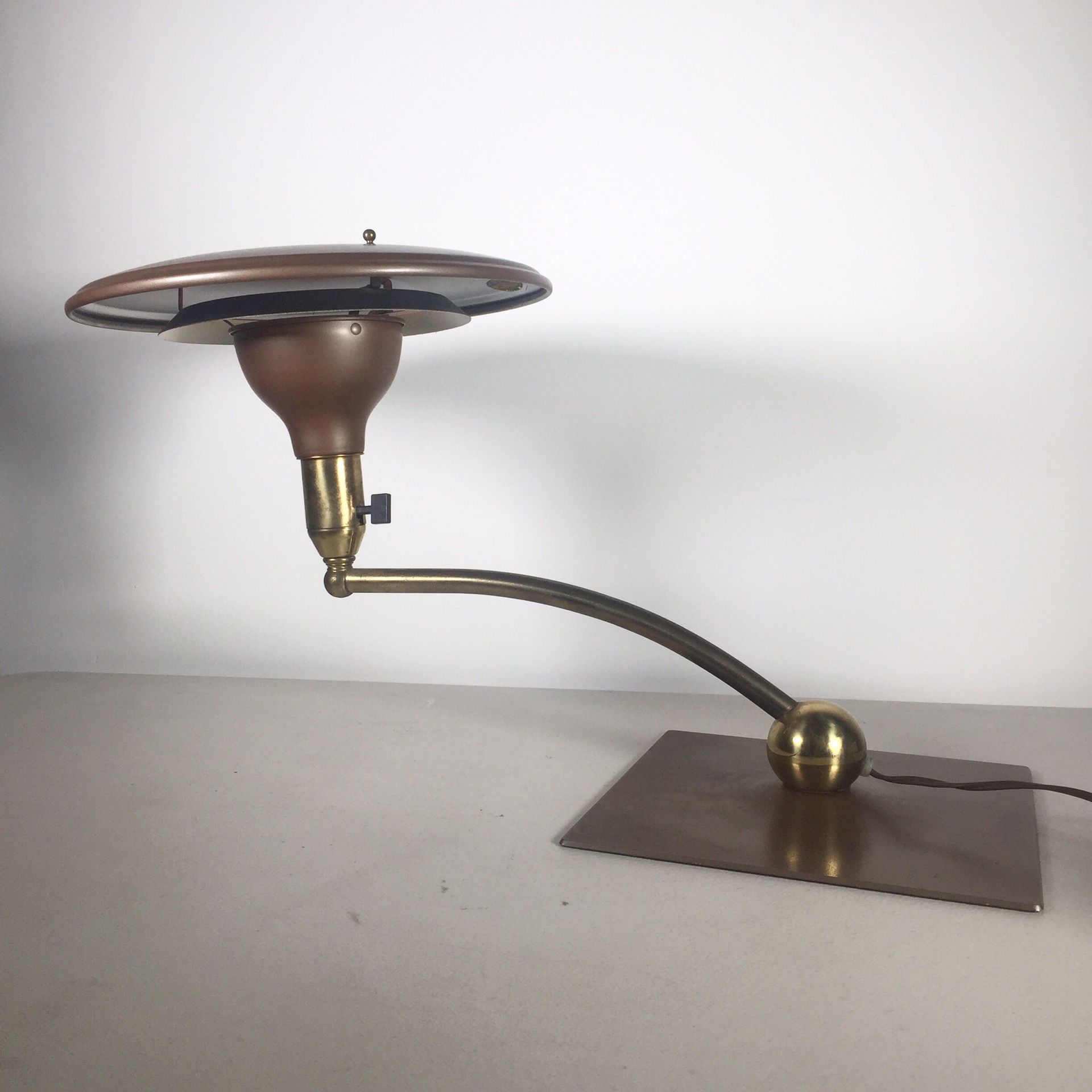 Vintage Sight Light Mid Century Flying Saucer Atomic Table Desk Lamp M G Wheeler