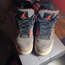 Jordan 4 Retro Mid Infrared Size 10