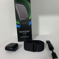 Whoop 4.0 Fitness Band 