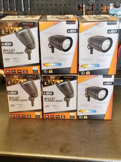 BULLET FLOOD LIGHT