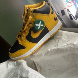 Brand New Nike Wutang Size 5.5 
