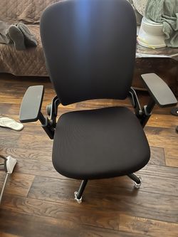 Steelcase Leap V2 Ergonomic Office Chair