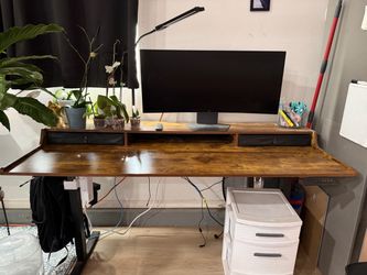 Adjustable Desk