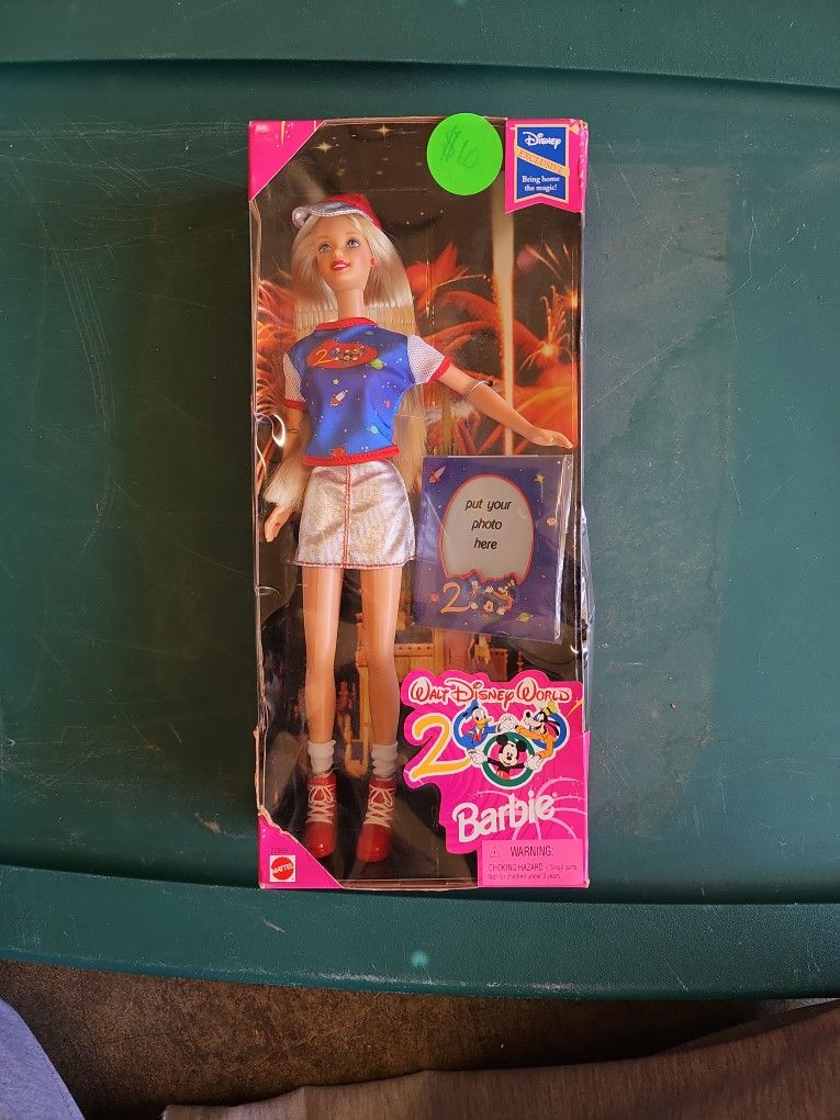 Walt Disney World Barbie 2000