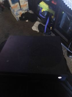 Xbox one S and Controller