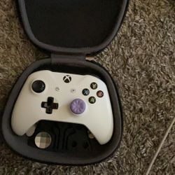 Modded Xbox Controller With Accessories