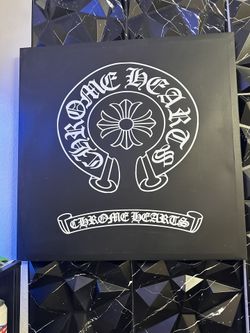 Chrome, heart canvas