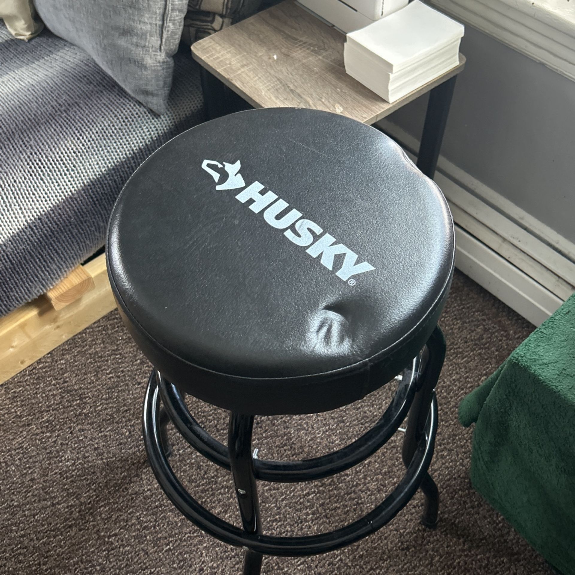 HUSKY 29 In Shop Stool for Sale in Northbridge MA OfferUp