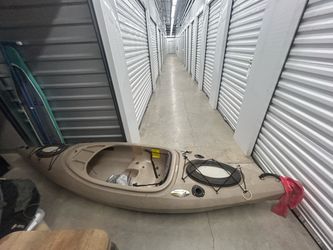 Kayak 12’ Field and Stream $375
