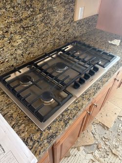 Bosch 800 Series 36" 5-Burner Gas Cooktop, Stainless, Used Good