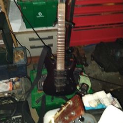 Mitchell Guitar Six Strain