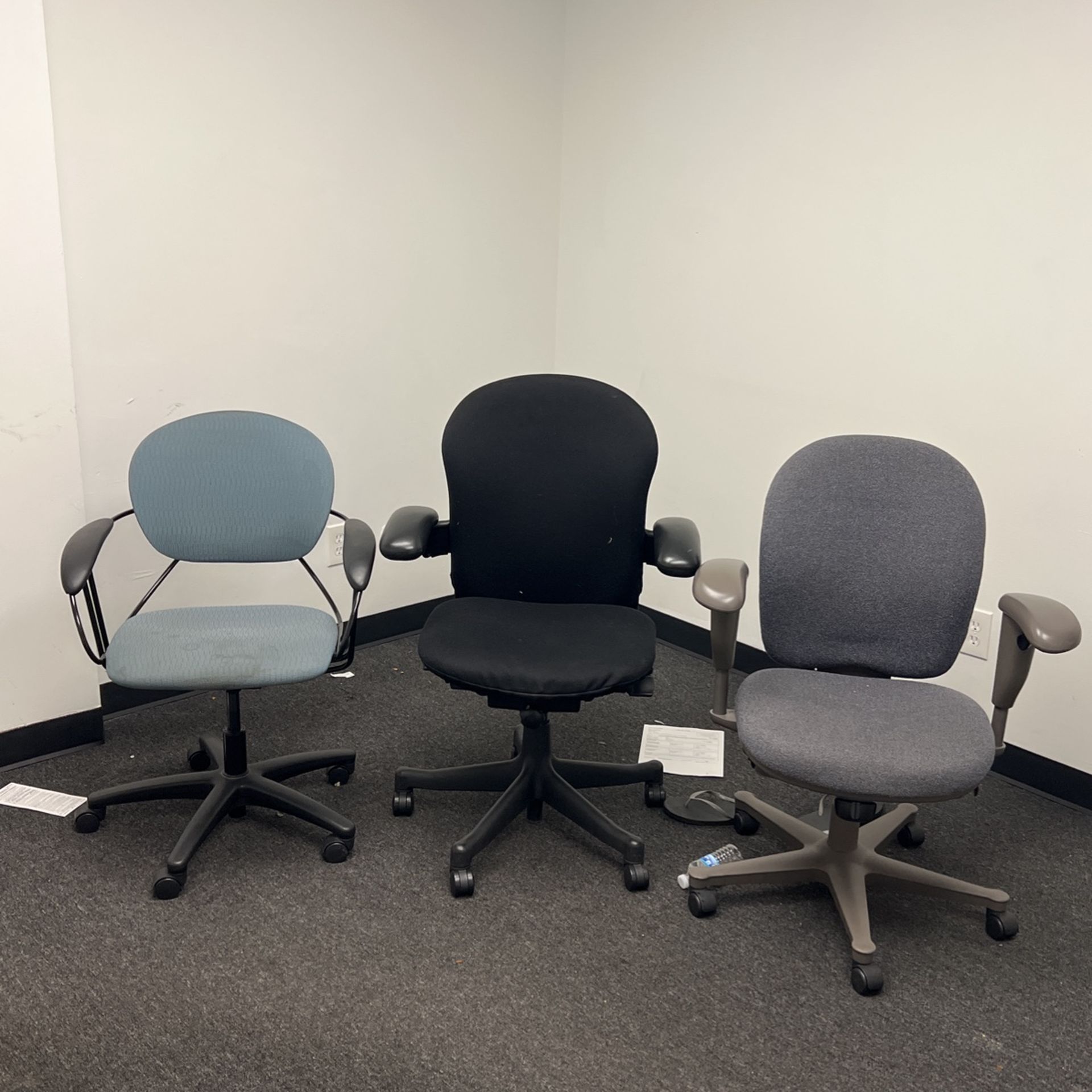 Office Chairs 