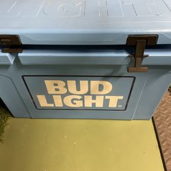 Igloo Cooler- Bud Light, Ice Chest 